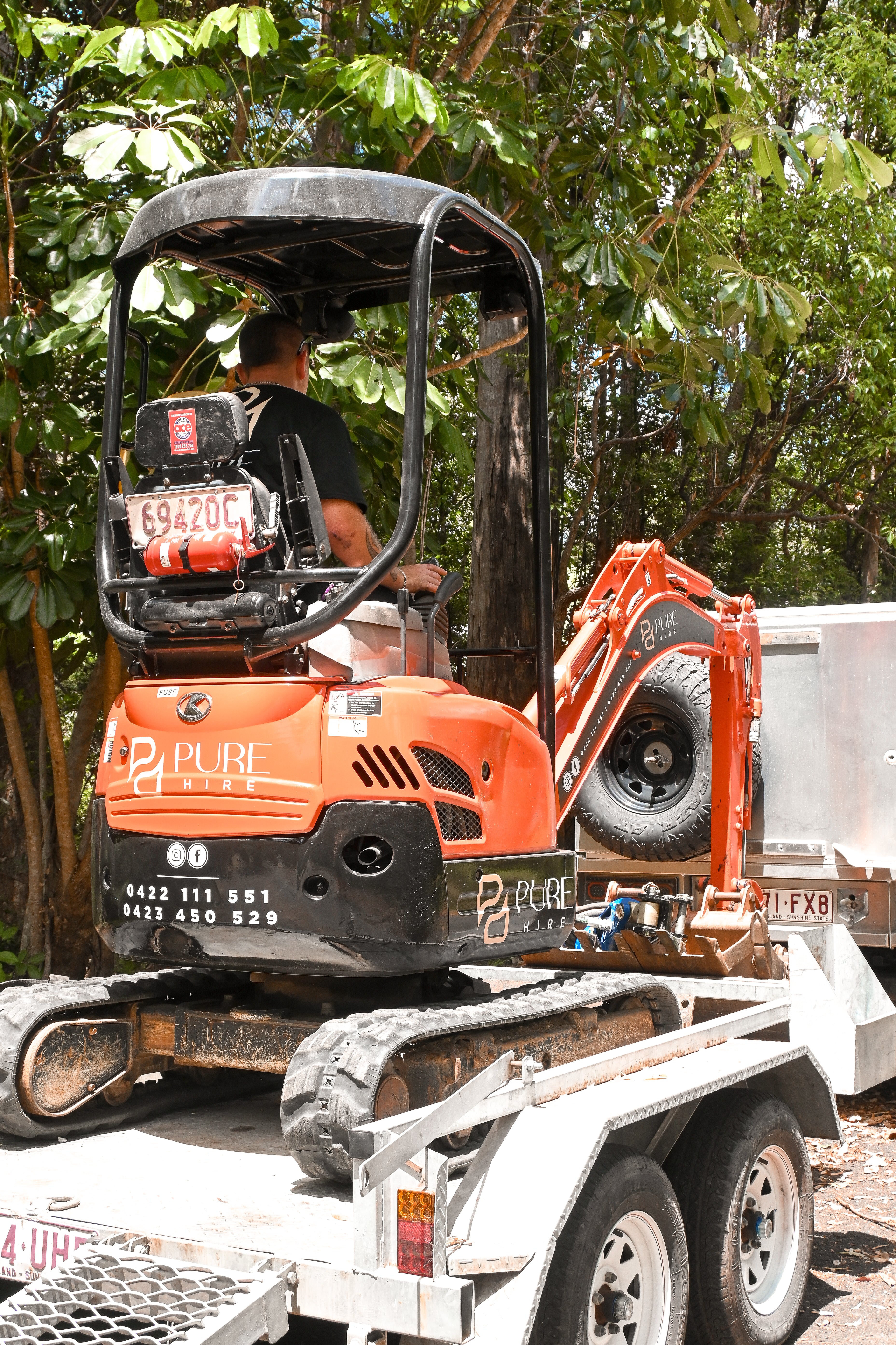 DIY 1.7T Mini Excavator Hire